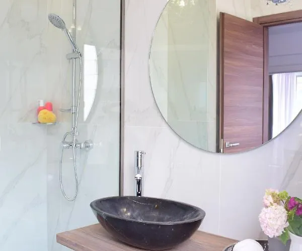 Side Ii Apartment Kavala